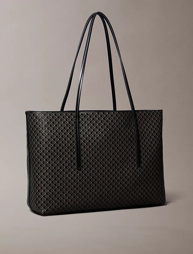 Borsa tote con logo emblema su tutta la superficie e tasca interna Borsa tote con logo emblema su tutta la superficie e tasca interna