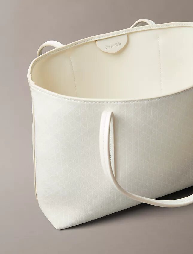 Borsa tote piccola con logo emblema su tutta la superficie e tasca interna Borsa tote piccola con logo emblema su tutta la superficie e tasca interna