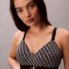 Bralette elasticizzata in Microfiber con Monogram grafico e leggera fodera Bralette elasticizzata in Microfiber con Monogram grafico e leggera fodera