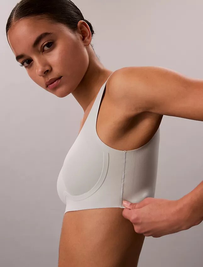 Bralette leggermente foderata con ferretto in gel Invisibles Bralette leggermente foderata con ferretto in gel Invisibles
