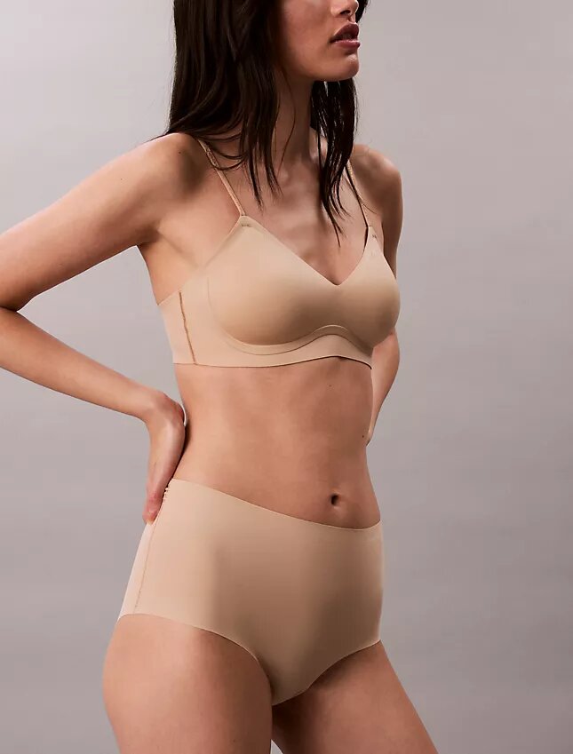 Bralette leggermente foderata con ferretto in gel Invisibles Bralette leggermente foderata con ferretto in gel Invisibles