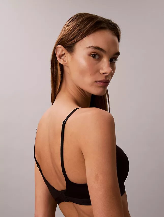 Bralette leggermente foderata Form to Body Bralette leggermente foderata Form to Body