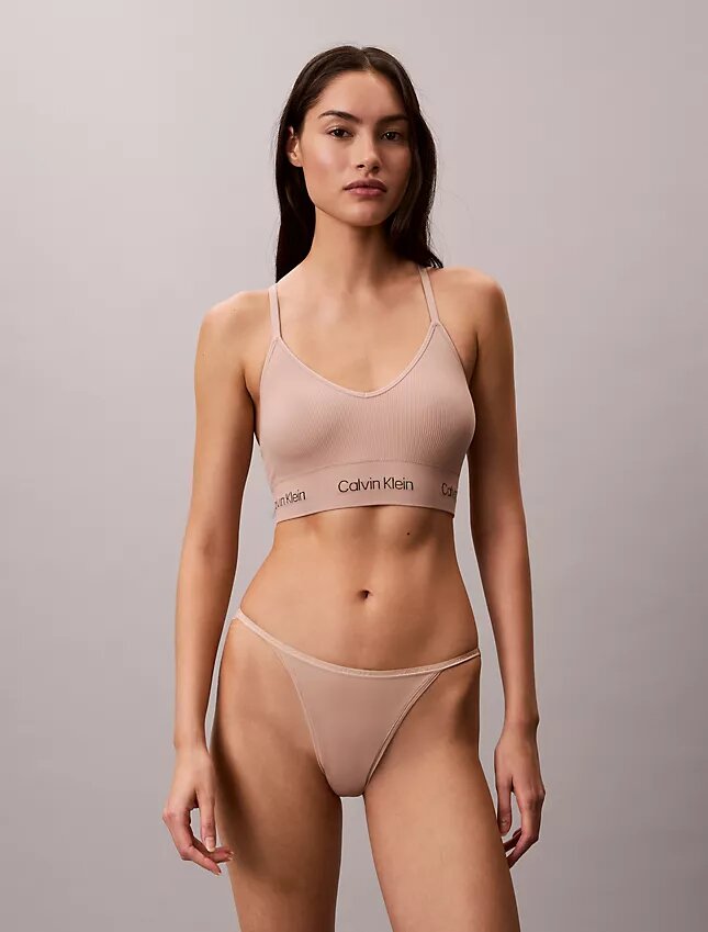 Bralette senza cuciture in microfibra a costine, leggermente imbottita Bralette senza cuciture in microfibra a costine, leggermente imbottita