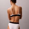 Bralette triangolare elasticizzata in Microfiber con Monogram grafico e leggera fodera Bralette triangolare elasticizzata in Microfiber con Monogram grafico e leggera fodera