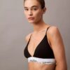 Bralette triangolare in cotone e Modal leggermente foderata Bralette triangolare in cotone e Modal leggermente foderata