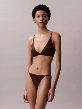 Bralette triangolare leggermente foderata Form to Body Bralette triangolare leggermente foderata Form to Body