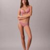 Bralette triangolare leggermente foderata Form to Body Bralette triangolare leggermente foderata Form to Body