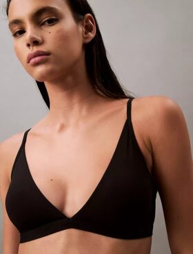 Bralette triangolare leggermente foderata Form to Body Bralette triangolare leggermente foderata Form to Body