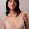 Bralette triangolare leggermente foderata Form to Body Bralette triangolare leggermente foderata Form to Body
