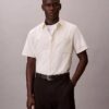 Camicia button-down a maniche corte in cotone elasticizzato a righe Camicia button-down a maniche corte in cotone elasticizzato a righe