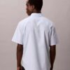 Camicia button-down a maniche corte in cotone elasticizzato a righe Camicia button-down a maniche corte in cotone elasticizzato a righe