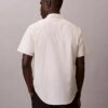 Camicia button-down a maniche corte in cotone elasticizzato a righe Camicia button-down a maniche corte in cotone elasticizzato a righe