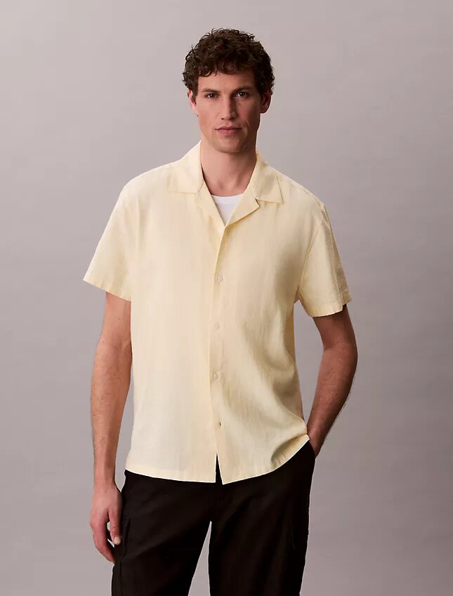 Camicia button-down a maniche corte in lino e cotone Camicia button-down a maniche corte in lino e cotone