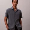 Camicia button-down a maniche corte in lino e cotone Camicia button-down a maniche corte in lino e cotone