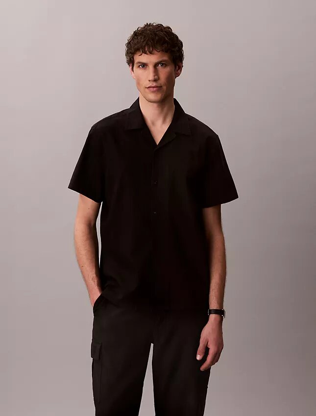 Camicia button-down a maniche corte in lino e cotone Camicia button-down a maniche corte in lino e cotone