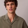 Camicia button-down a maniche corte in lino e cotone Camicia button-down a maniche corte in lino e cotone