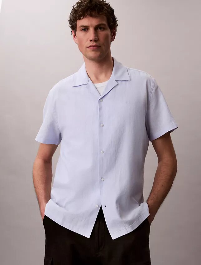 Camicia button-down a maniche corte in lino e cotone Camicia button-down a maniche corte in lino e cotone