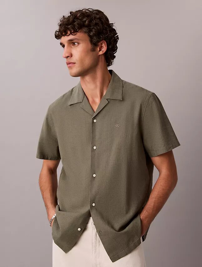 Camicia button-down a maniche corte in lino e cotone Camicia button-down a maniche corte in lino e cotone