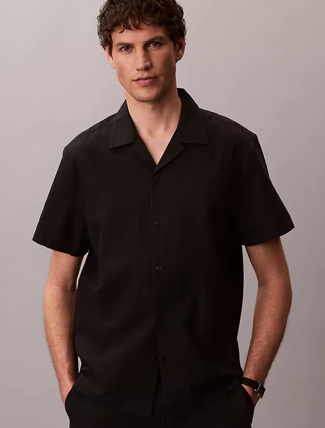 Camicia button-down a maniche corte in lino e cotone Camicia button-down a maniche corte in lino e cotone