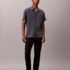 Camicia button-down a maniche corte in lino e cotone Camicia button-down a maniche corte in lino e cotone