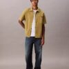 Camicia button-down comoda e versatile Camicia button-down comoda e versatile