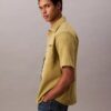 Camicia button-down comoda e versatile Camicia button-down comoda e versatile