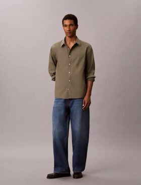 Camicia button-down dal taglio morbido in popeline lavato