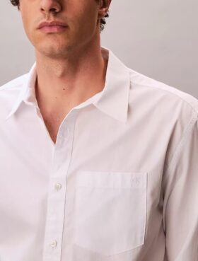 Camicia button-down dal taglio morbido in popeline lavato