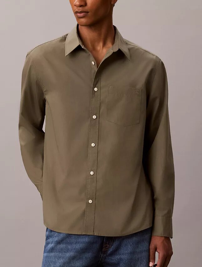 Camicia button-down dal taglio morbido in popeline lavato Camicia button-down dal taglio morbido in popeline lavato