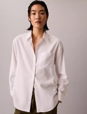 Camicia button-down dalla linea morbida in misto lino