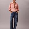 Camicia button-down dalla linea morbida in misto lino Camicia button-down dalla linea morbida in misto lino