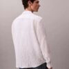 Camicia button-down dalla vestibilità comoda con righe stinte in filo e effetto stropicciato Camicia button-down dalla vestibilità comoda con righe stinte in filo e effetto stropicciato
