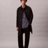 Camicia button-down dalla vestibilità comoda in misto viscosa a righe Camicia button-down dalla vestibilità comoda in misto viscosa a righe