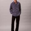 Camicia button-down dalla vestibilità comoda in misto viscosa a righe Camicia button-down dalla vestibilità comoda in misto viscosa a righe