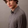 Camicia button-down in misto lana dal taglio morbido Camicia button-down in misto lana dal taglio morbido