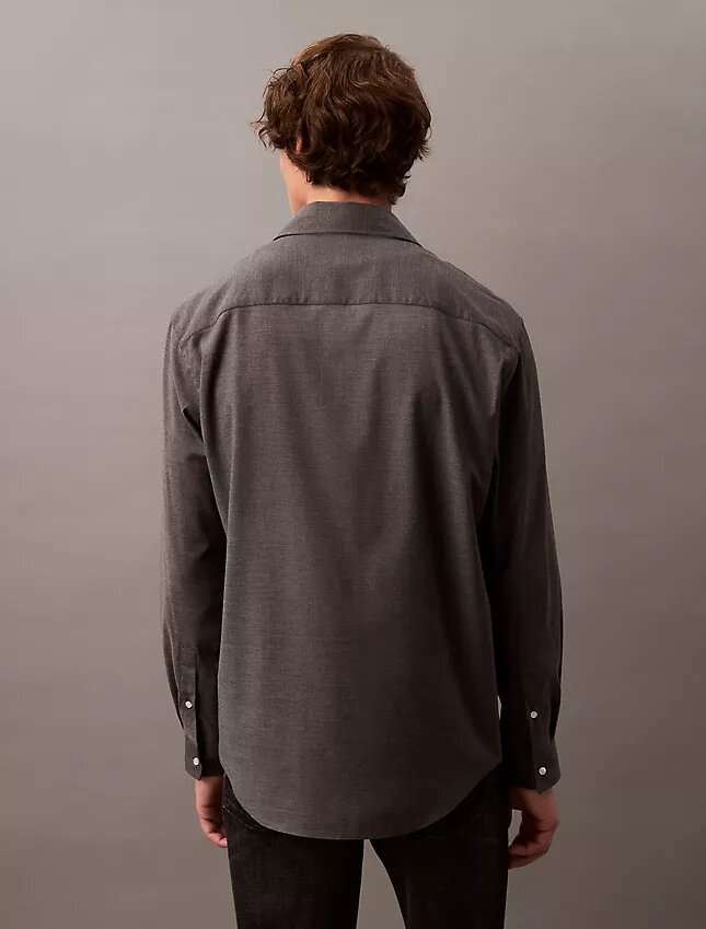 Camicia button-down in misto lana dal taglio morbido Camicia button-down in misto lana dal taglio morbido