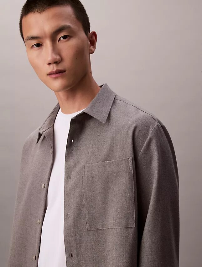 Camicia button-down in misto lana dal taglio morbido Camicia button-down in misto lana dal taglio morbido
