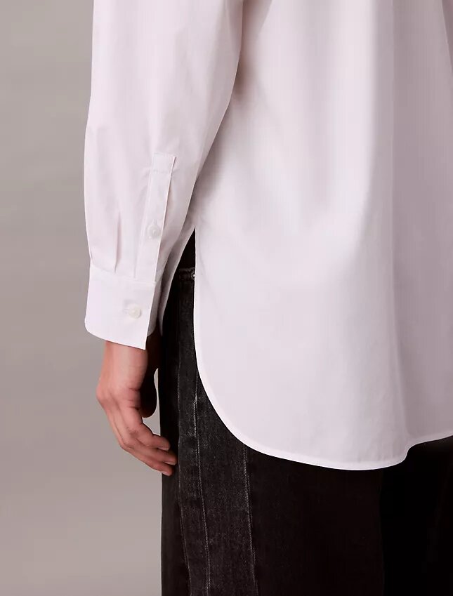 Camicia button-down in popeline dal taglio morbido Camicia button-down in popeline dal taglio morbido