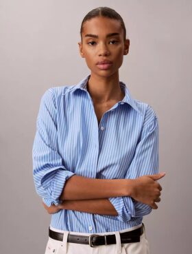 Camicia button-down in popeline di cotone con logo a strisce