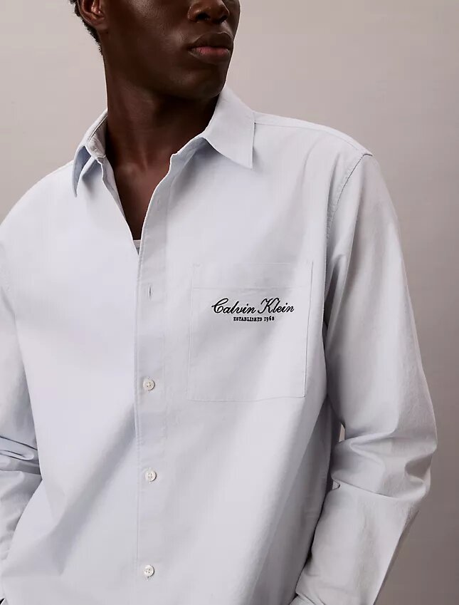 Camicia button-down in tessuto Oxford lavato con logo Camicia button-down in tessuto Oxford lavato con logo