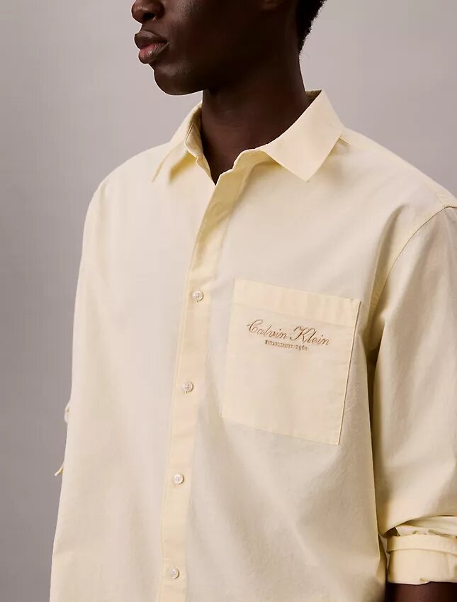 Camicia button-down in tessuto Oxford lavato con logo Camicia button-down in tessuto Oxford lavato con logo