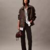 Camicia button-down in viscosa dal taglio morbido Camicia button-down in viscosa dal taglio morbido