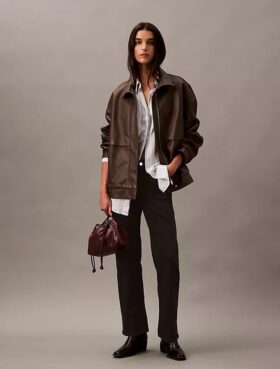 Camicia button-down in viscosa dal taglio morbido