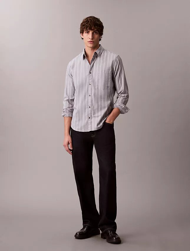 Camicia classica a righe in tessuto Oxford con bottoni Camicia classica a righe in tessuto Oxford con bottoni