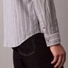 Camicia classica a righe in tessuto Oxford con bottoni Camicia classica a righe in tessuto Oxford con bottoni