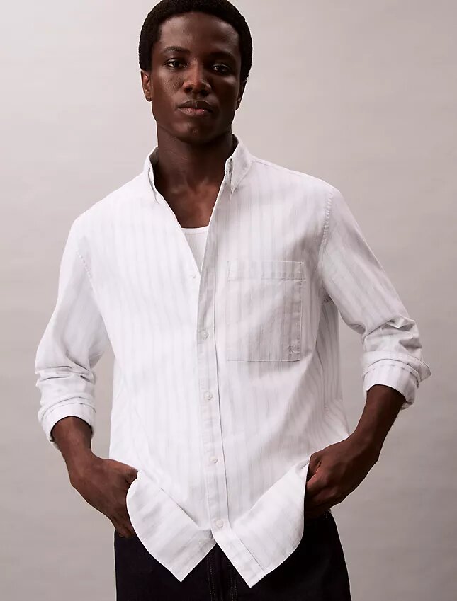 Camicia classica button-down a righe in tessuto Oxford Camicia classica button-down a righe in tessuto Oxford