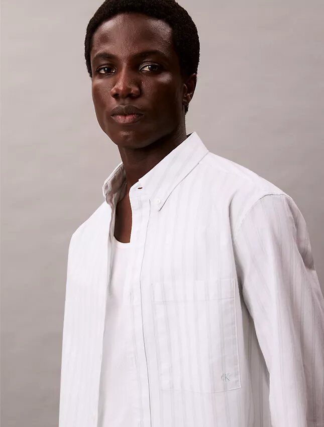 Camicia classica button-down a righe in tessuto Oxford Camicia classica button-down a righe in tessuto Oxford