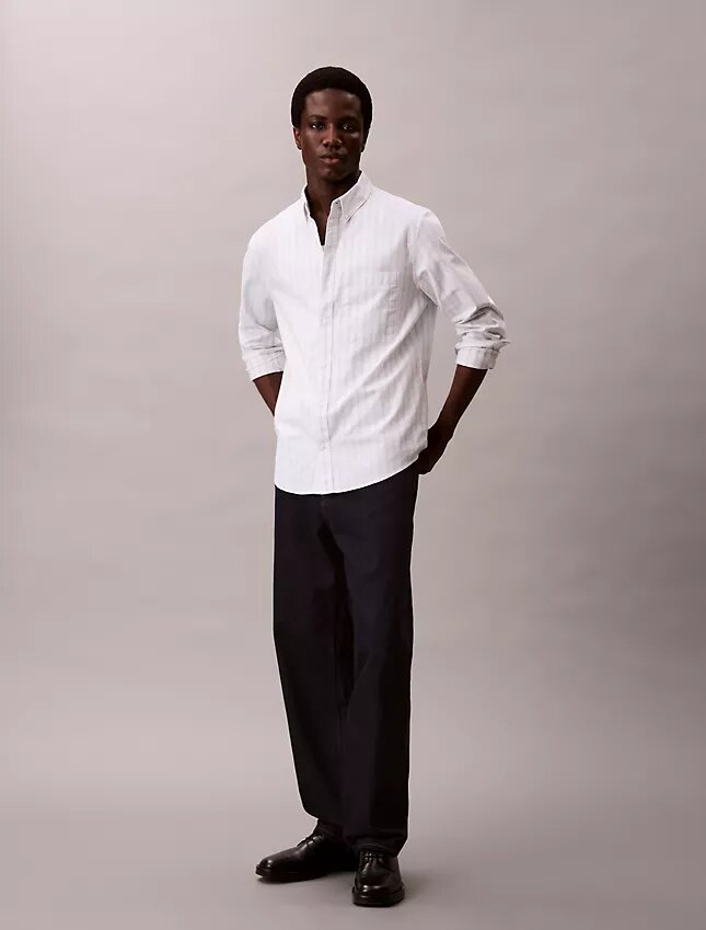 Camicia classica button-down a righe in tessuto Oxford Camicia classica button-down a righe in tessuto Oxford