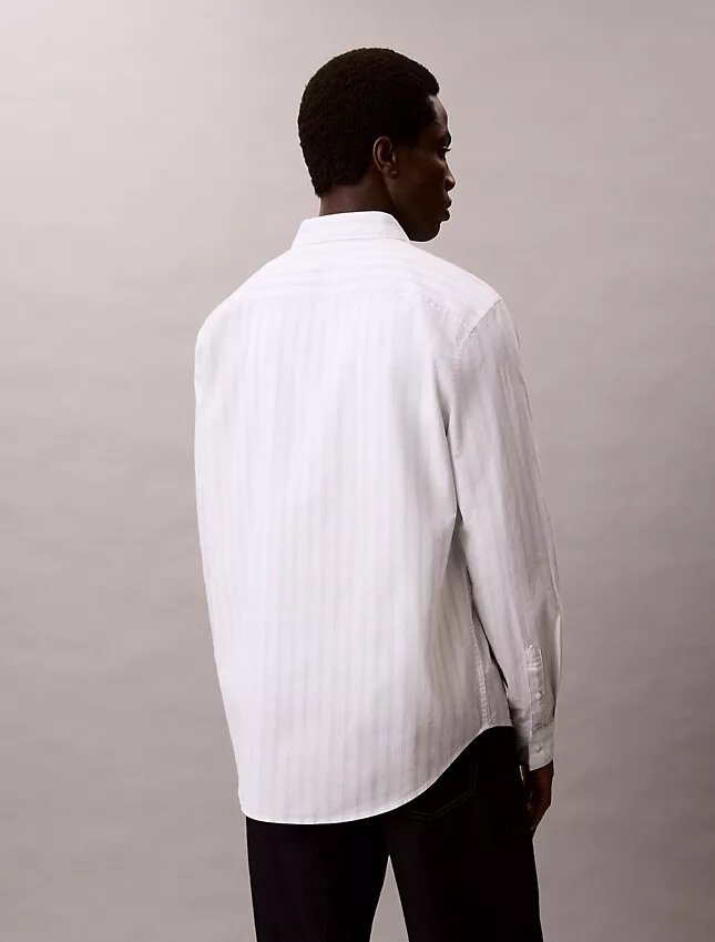 Camicia classica button-down a righe in tessuto Oxford Camicia classica button-down a righe in tessuto Oxford