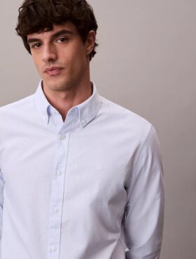 Camicia classica button-down in cotone elasticizzato a righe